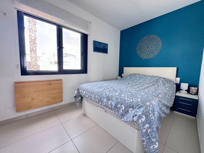 Image No.21-3 Bed House for sale