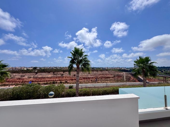Image No.34-3 Bed House for sale