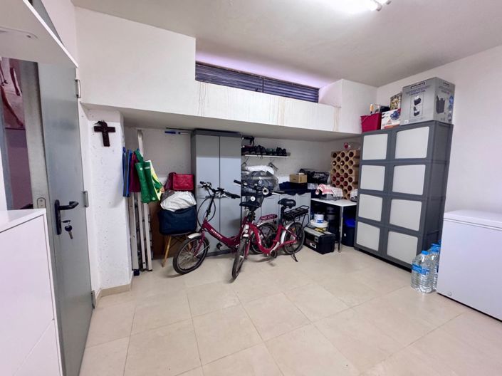 Image No.38-3 Bed House for sale