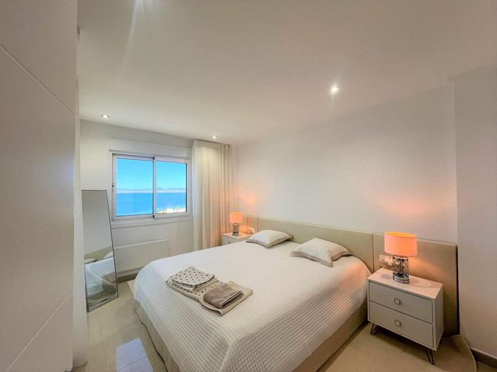 Image No.24-3 Bed Apartment for sale