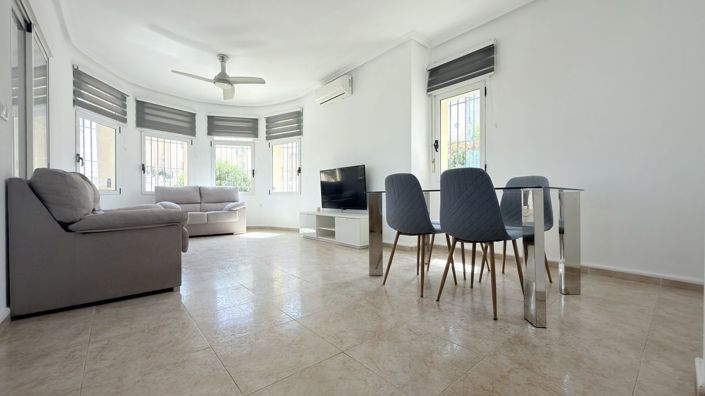 Image No.11-3 Bed Villa for sale