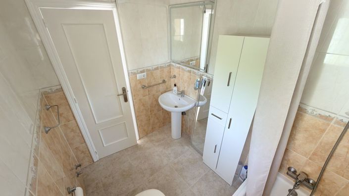Image No.33-3 Bed Villa for sale