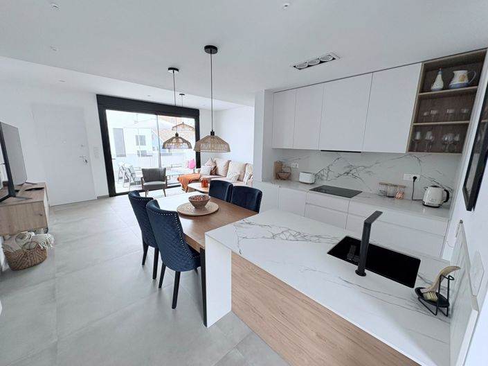 Image No.2-3 Bed Penthouse for sale