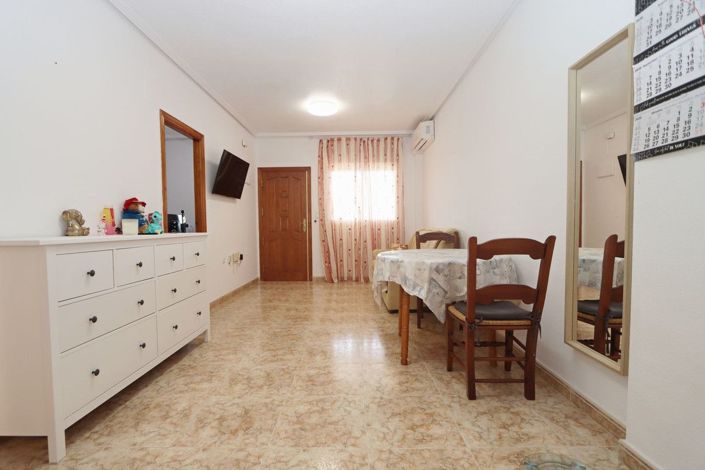 Image No.5-Appartement de 2 chambres à vendre à Orihuela Costa