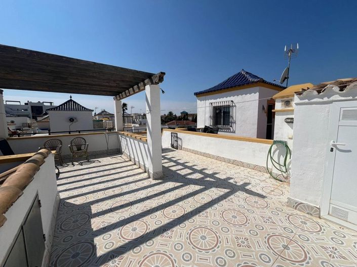 Image No.12-2 Bed Villa for sale