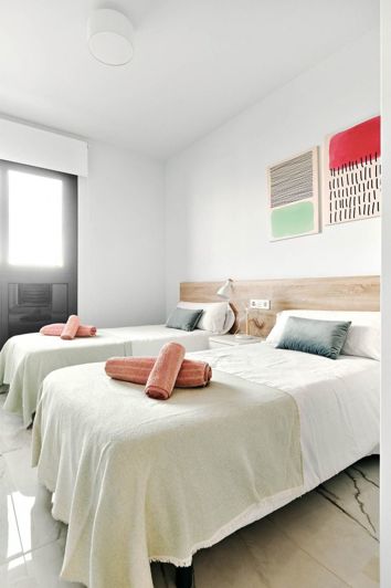 Image No.20-2 Bed Apartment for sale
