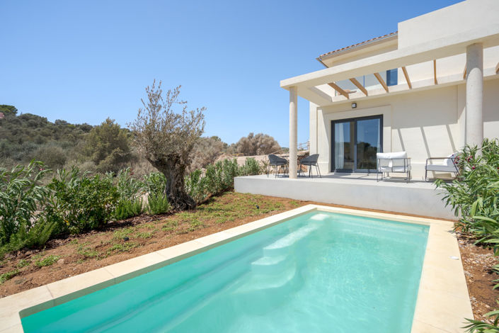 Image No.5-2 Bed Villa for sale