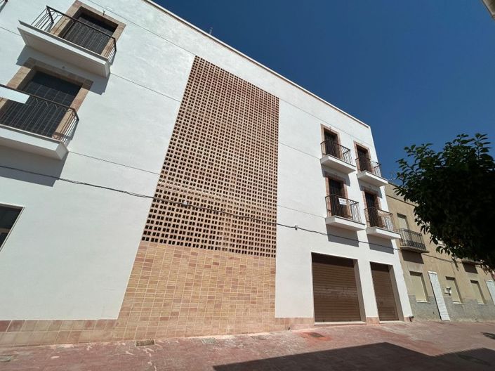 Image No.2-3 Bed Apartment for sale