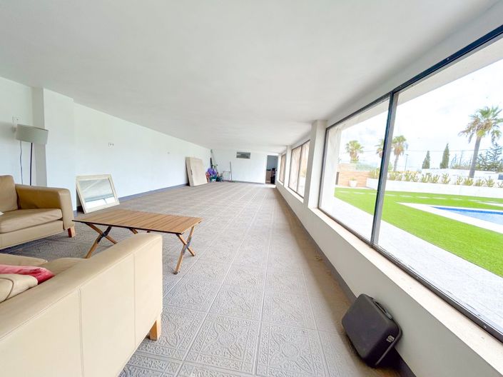 Image No.28-8 Bed Villa for sale