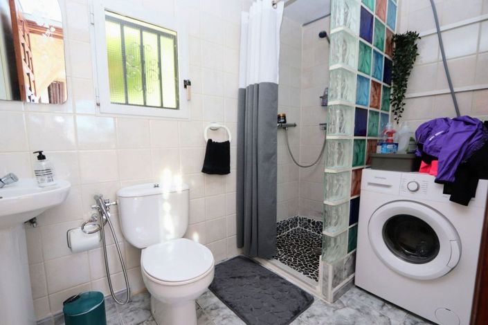 Image No.50-6 Bed Villa for sale