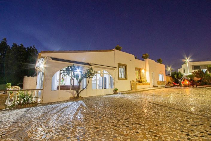 Image No.6-6 Bed Villa for sale