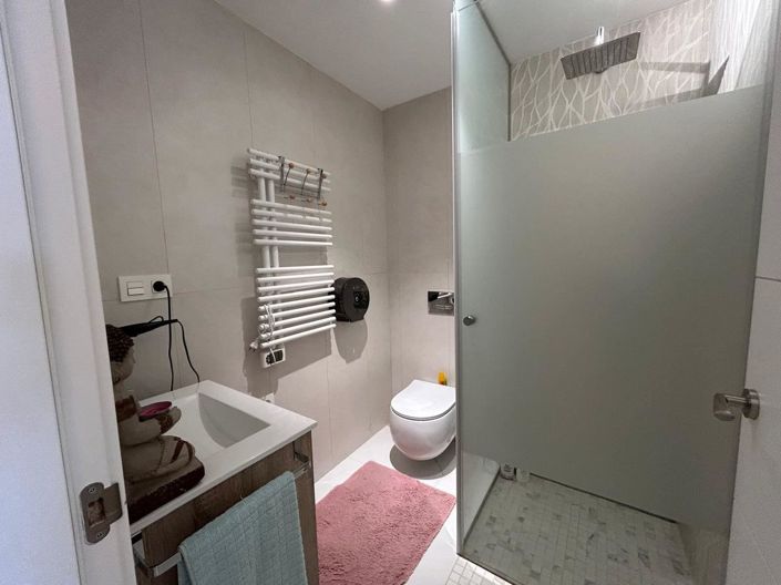 Image No.18-3 Bed Apartment for sale