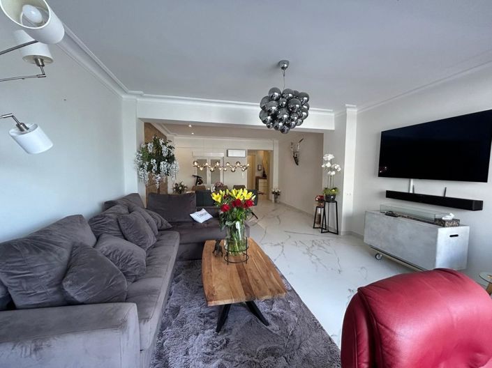 Image No.27-3 Bed Apartment for sale