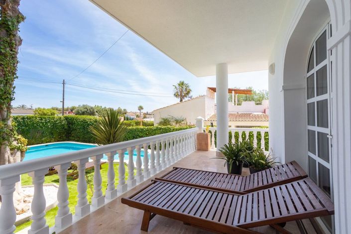 Image No.5-Villa de 4 chambres à vendre à Torrevieja