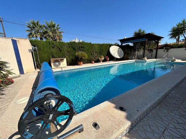 Image No.17-3 Bed Villa for sale