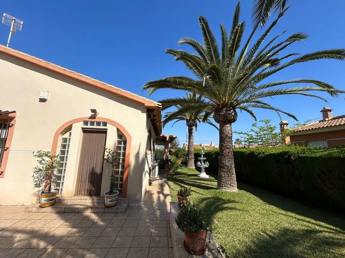 Image No.7-3 Bed Villa for sale