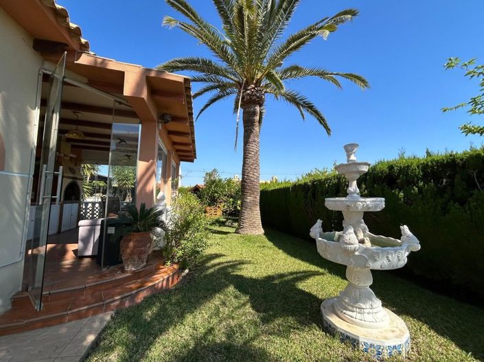 Image No.8-3 Bed Villa for sale
