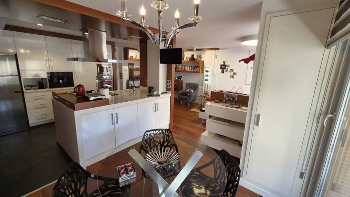 Image No.4-4 Bed Apartment for sale