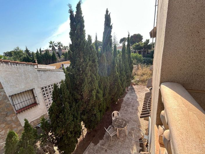 Image No.4-Villa de 6 chambres à vendre à Orihuela Costa