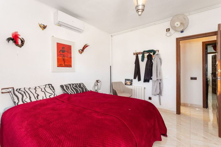 Image No.14-4 Bed Villa for sale