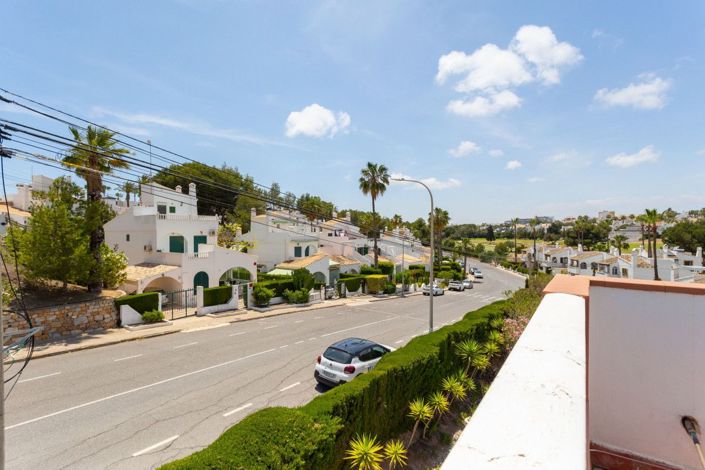 Image No.35-4 Bed Villa for sale