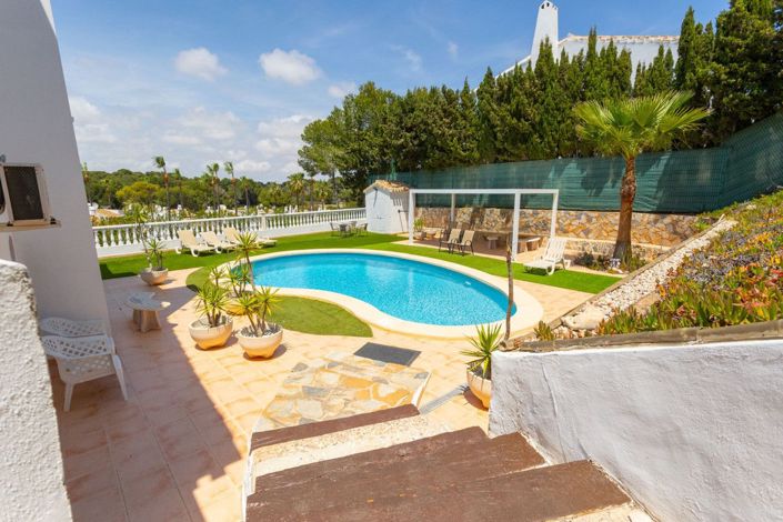 Image No.41-4 Bed Villa for sale