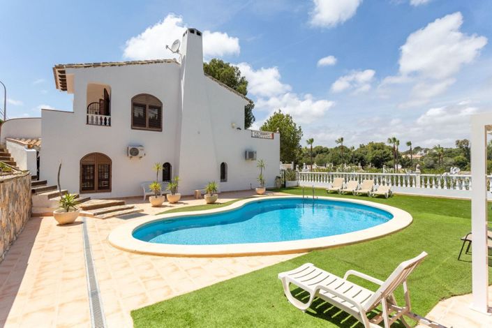 Image No.43-4 Bed Villa for sale