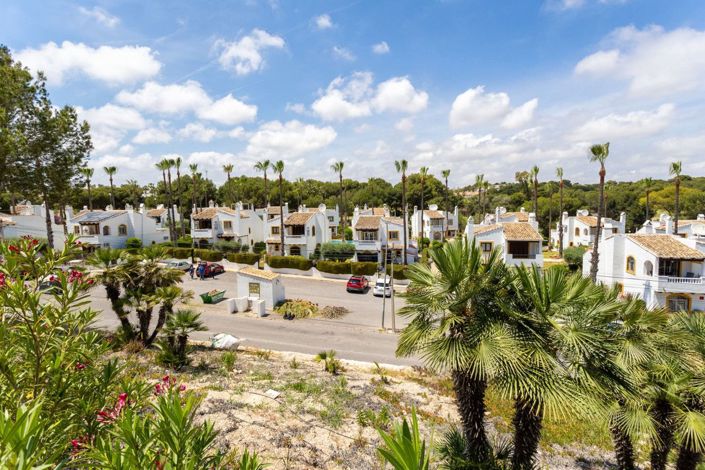 Image No.44-4 Bed Villa for sale