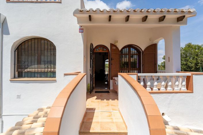 Image No.5-4 Bed Villa for sale