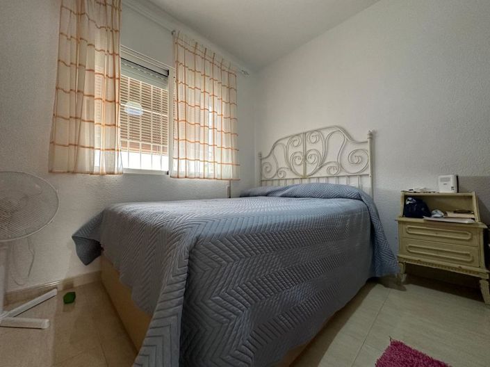 Image No.18-4 Bed House for sale