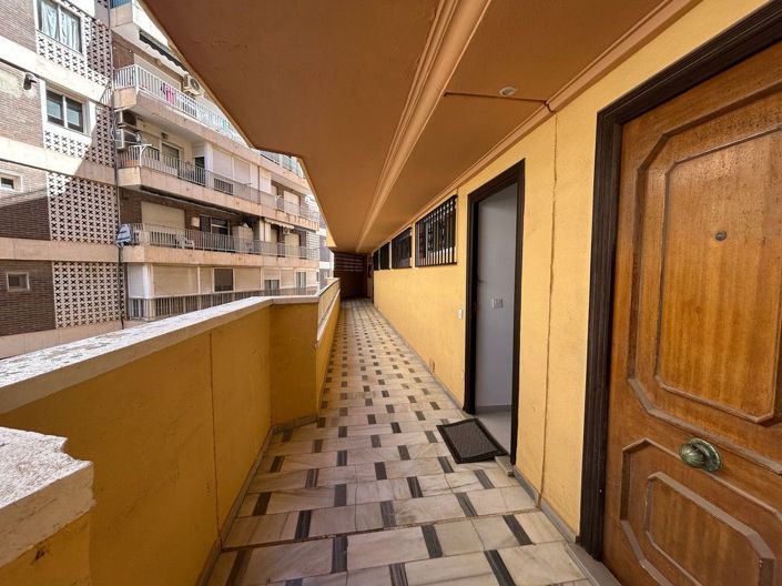 Image No.38-Appartement de 3 chambres à vendre à Torrevieja