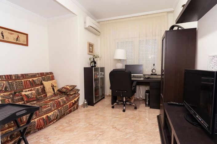 Image No.25-7 Bed Villa for sale
