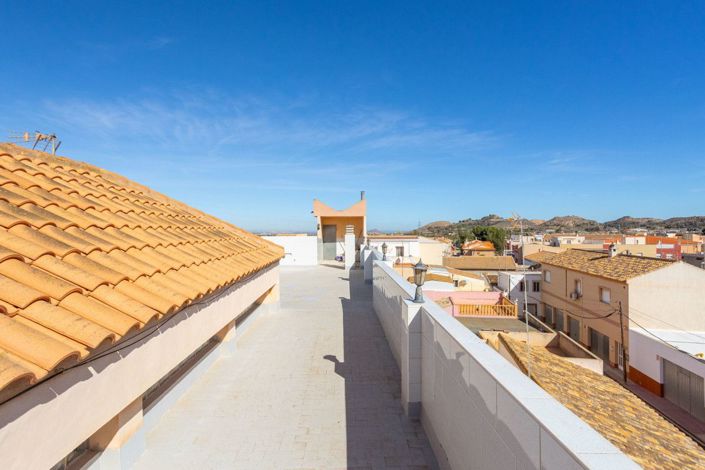 Image No.37-4 Bed Villa for sale