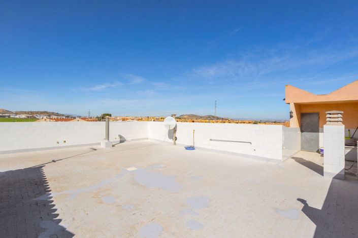 Image No.40-4 Bed Villa for sale