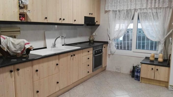 Image No.8-4 Bed Apartment for sale