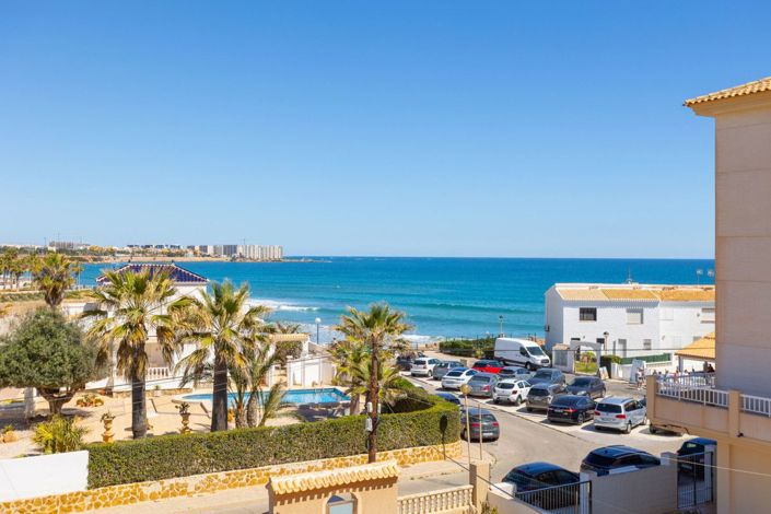 Image No.2-3 Bed Villa for sale