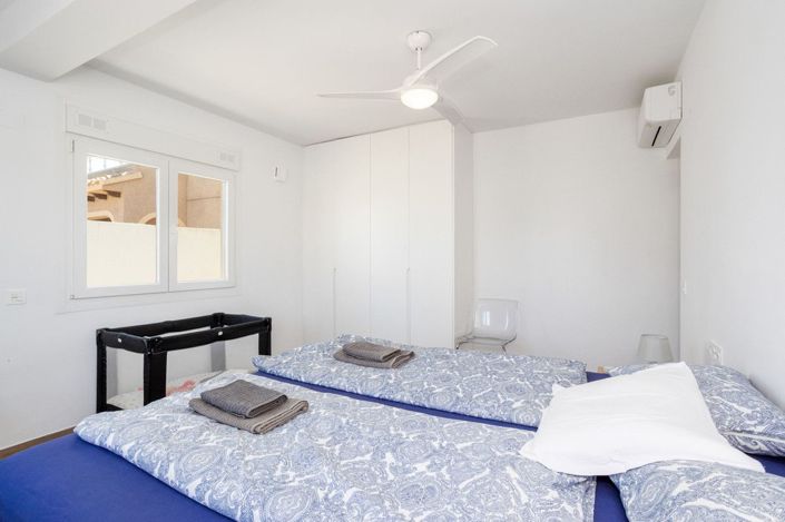 Image No.21-3 Bed Villa for sale