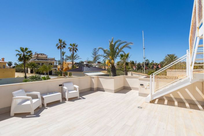 Image No.30-3 Bed Villa for sale