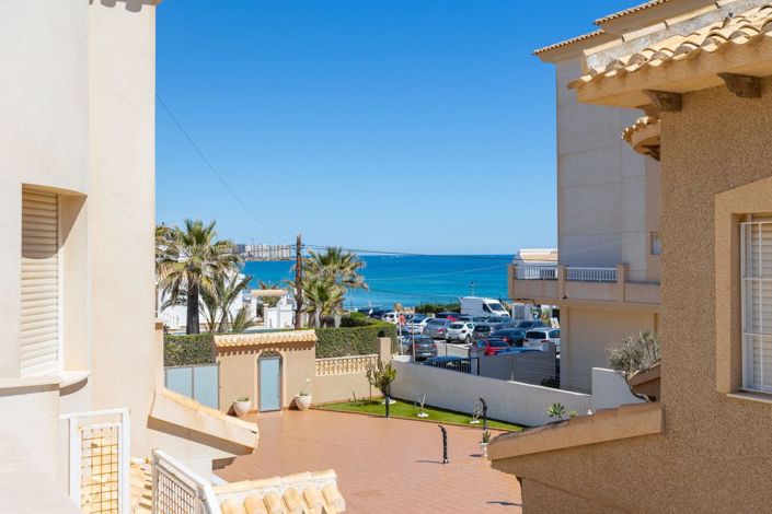 Image No.31-3 Bed Villa for sale