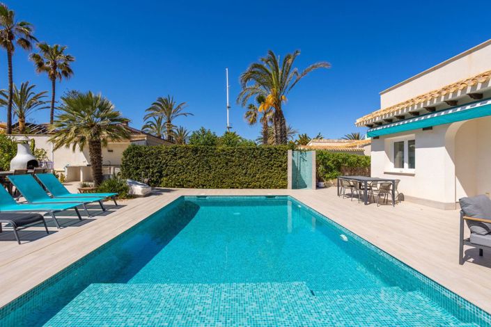 Image No.39-3 Bed Villa for sale