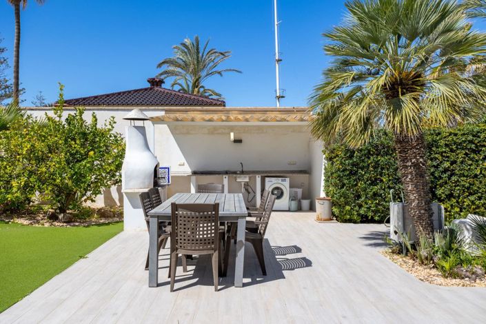 Image No.42-3 Bed Villa for sale