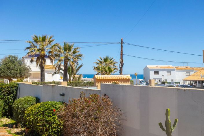 Image No.48-3 Bed Villa for sale