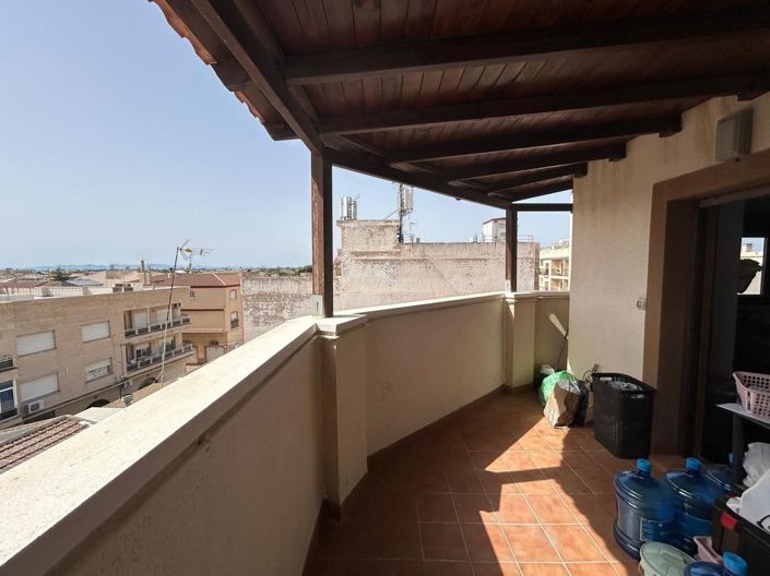 Image No.15-3 Bed Apartment for sale