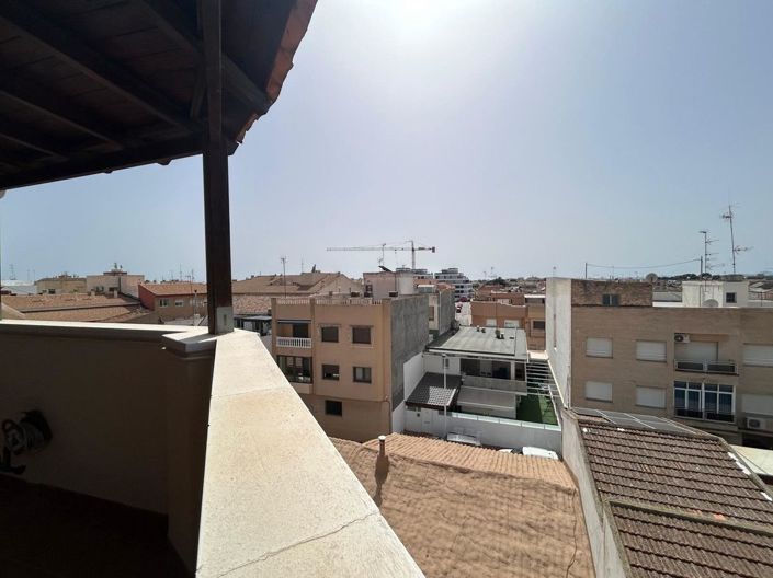 Image No.16-3 Bed Apartment for sale