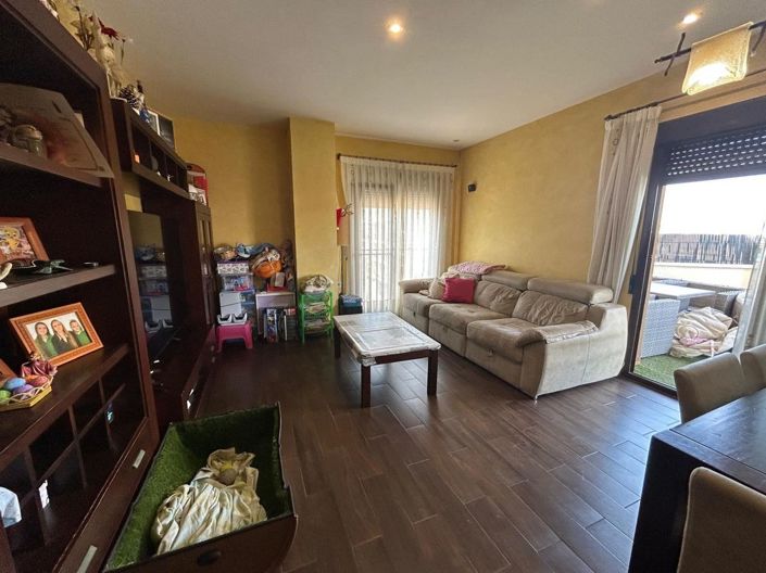 Image No.21-3 Bed Apartment for sale