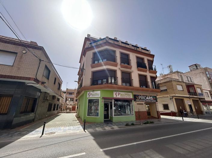 Image No.3-3 Bed Apartment for sale
