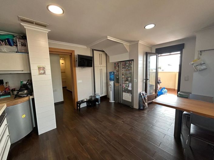 Image No.9-3 Bed Apartment for sale