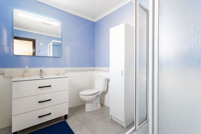 Image No.16-4 Bed House for sale