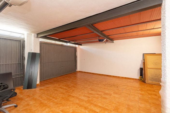 Image No.31-3 Bed Villa for sale