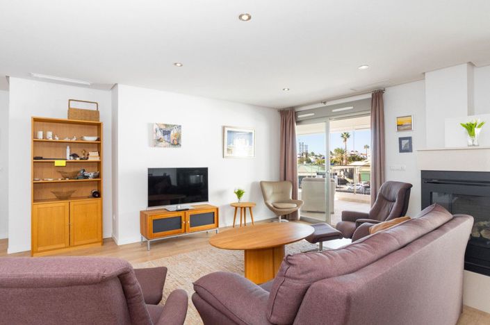 Image No.10-4 Bed Apartment for sale